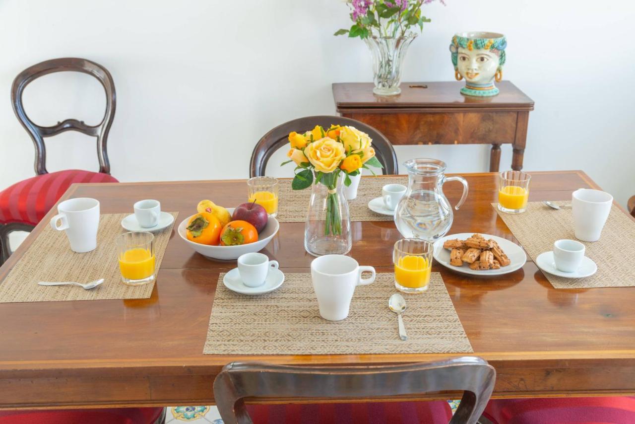 Le Terrazze Di Donna Anna Apartment Palermo Bagian luar foto